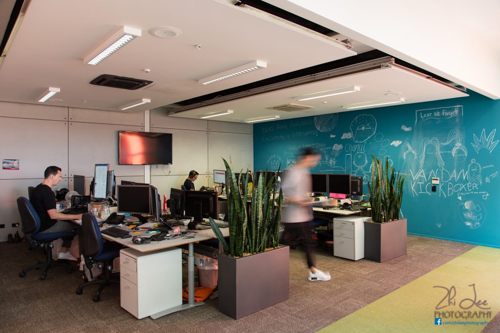 Trade Me Auckland Office - Desks